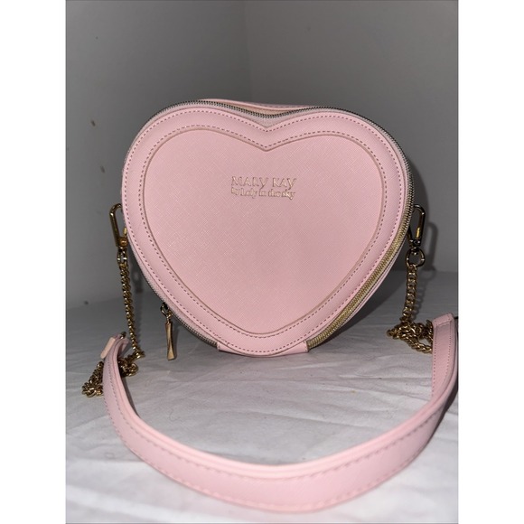 Mary Kay Handbags - Mary Kay Loly In The Sky Pink Heart Purse W/ Gold Chain Strap Vintage Make Up